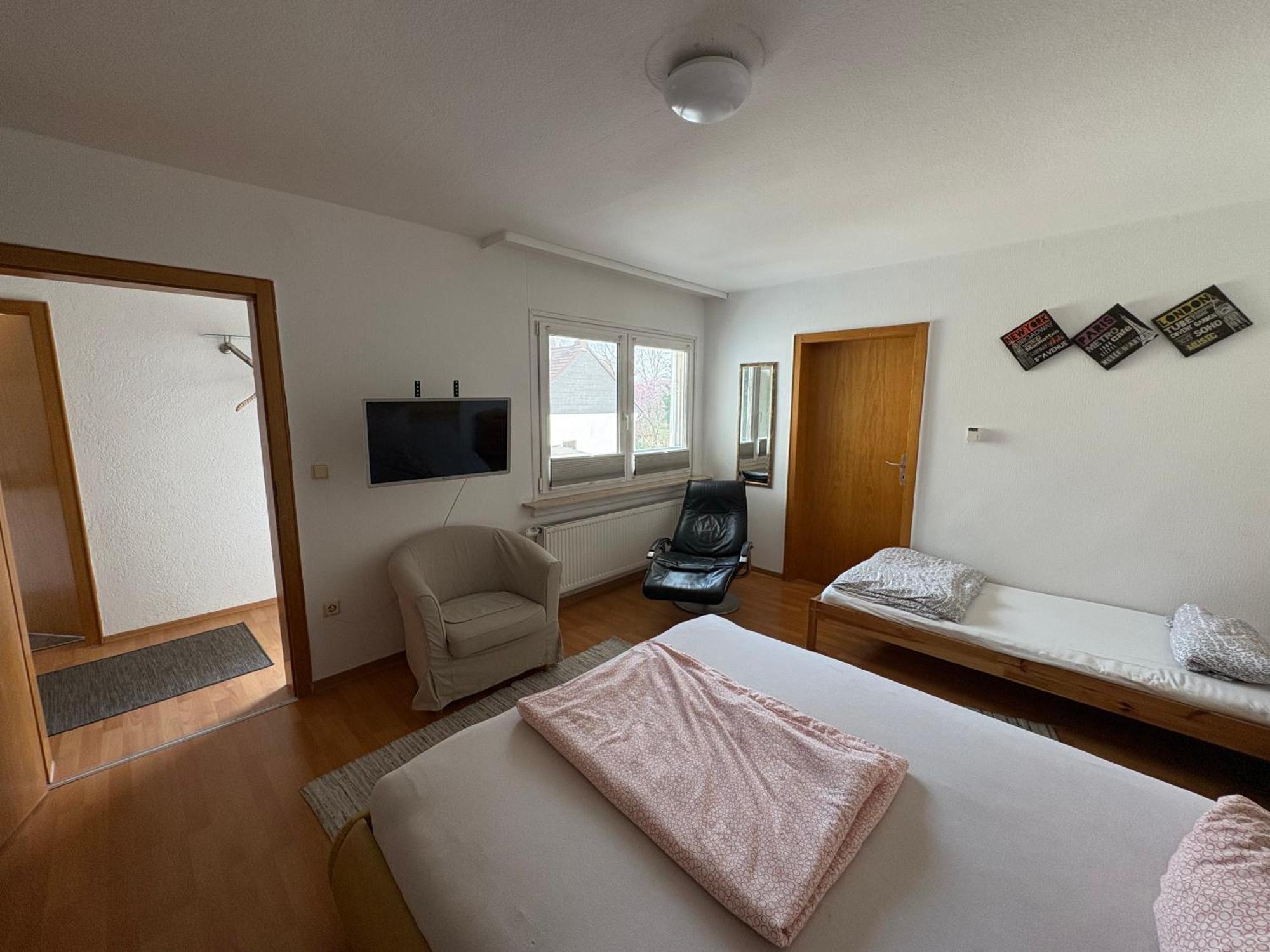 Apartment Hope Inn Groß-Zimmern エクステリア 写真