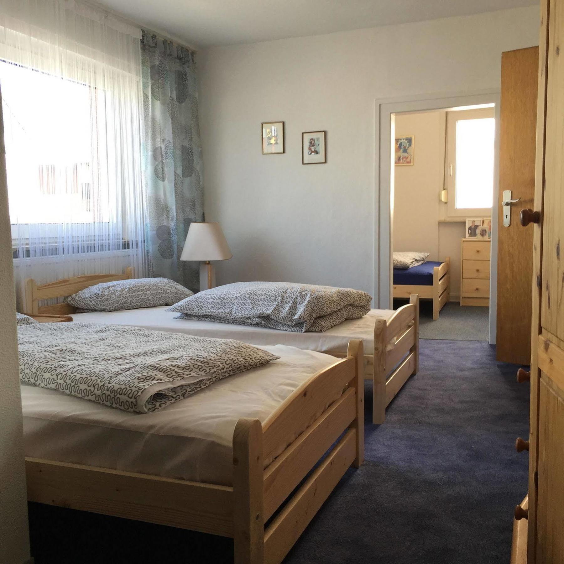 Apartment Hope Inn Groß-Zimmern エクステリア 写真